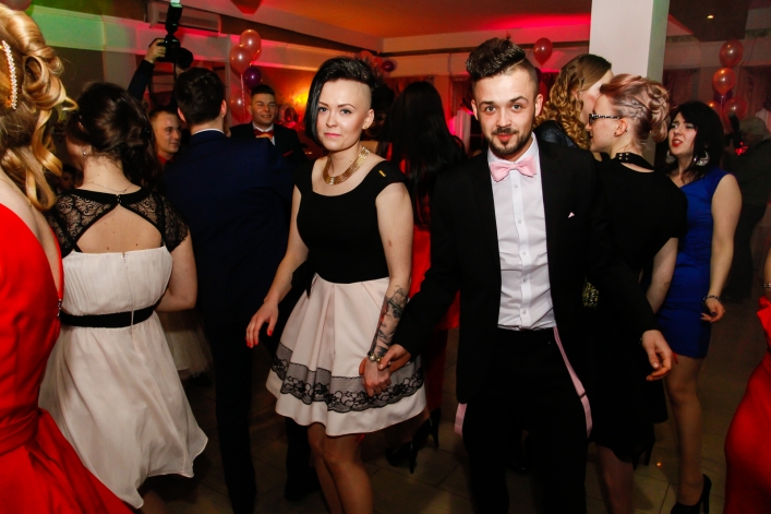 ZSEiO swoją Studniówkę ma za sobą – zobacz zdjęcia!
