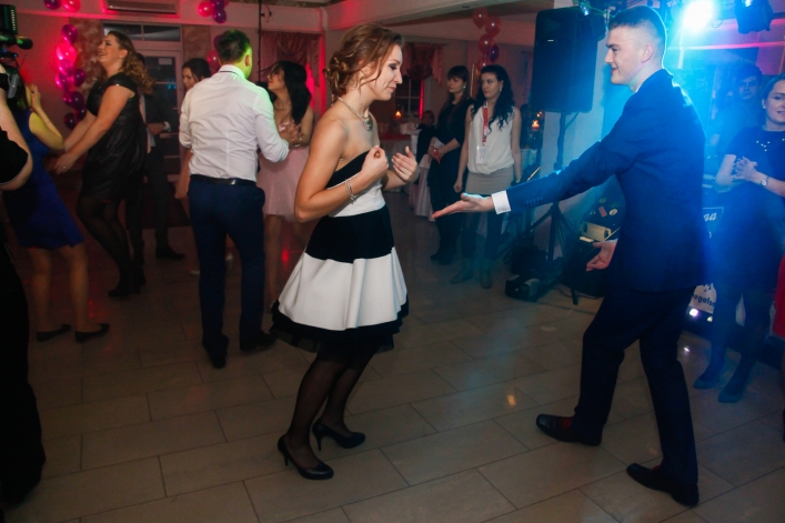 ZSEiO swoją Studniówkę ma za sobą – zobacz zdjęcia!