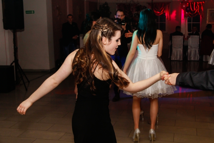 ZSEiO swoją Studniówkę ma za sobą – zobacz zdjęcia!