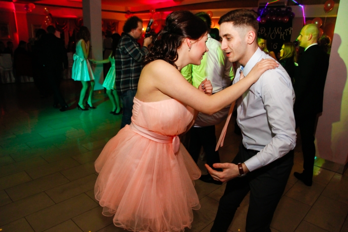 ZSEiO swoją Studniówkę ma za sobą – zobacz zdjęcia!