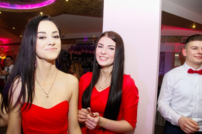 ZSEiO swoją Studniówkę ma za sobą – zobacz zdjęcia!