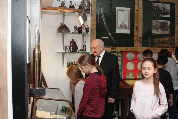 „KATYŃ 1940 – PAMIĘTAMY” w Klubie 16 PDZ.