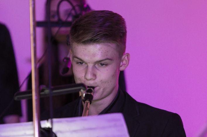 „Nie odchodź, by nie zgasło słońce” – wyjątkowy koncert świąteczny