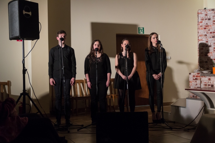 „Nie odchodź, by nie zgasło słońce” – wyjątkowy koncert świąteczny