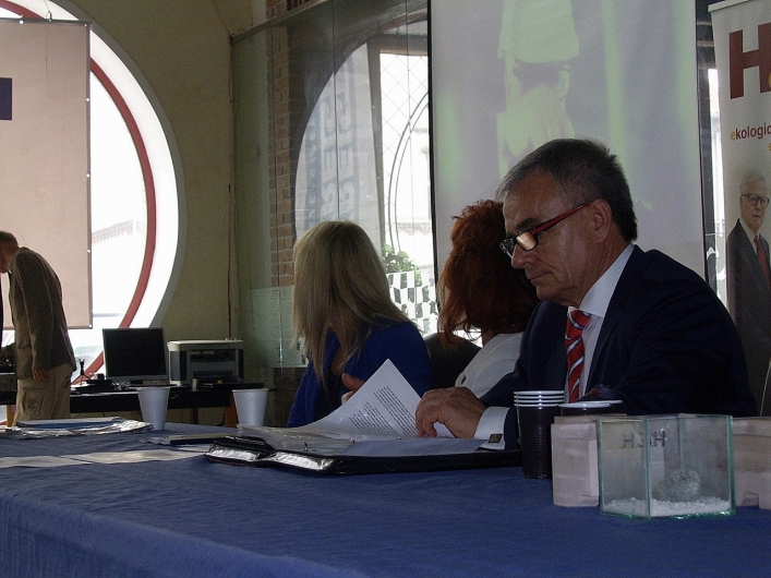 „Przedwiośnie” według Edmunda Szweda, czyli rzecz o szklanych domach