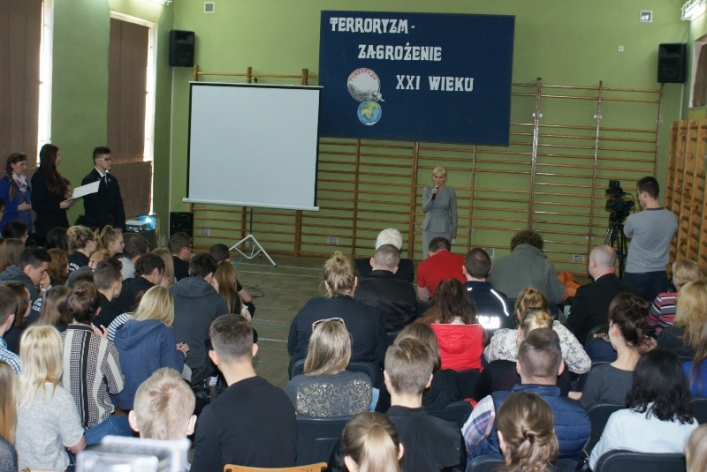 „Terroryzm – zagrożenie XXI wieku