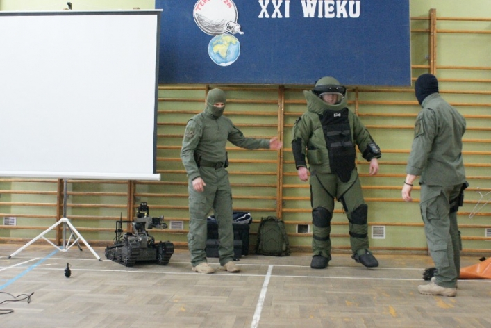 „Terroryzm – zagrożenie XXI wieku