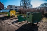Kolejny spalony śmietnik