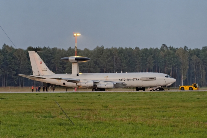 AWACS wieczorem