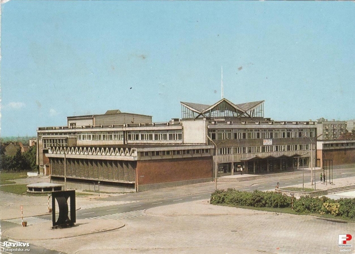 Lata 1970-1980, Dom Kultury oraz forma przestrzenna Zbigniewa Gostomskiego.