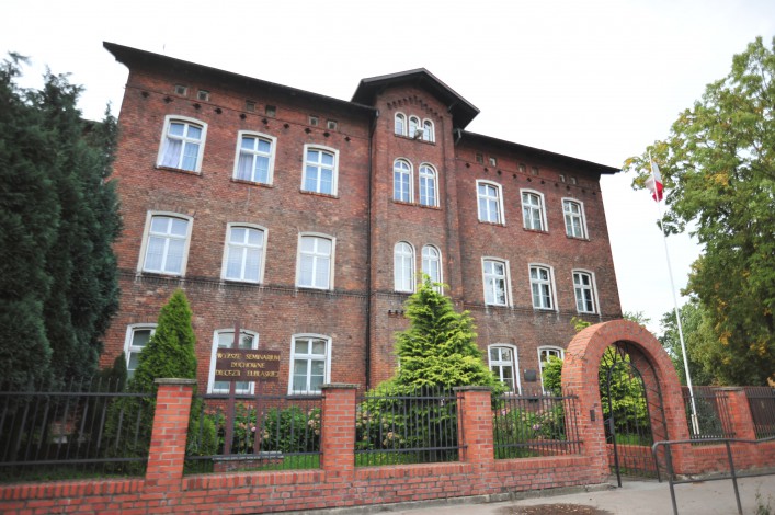 Bliźniaczy budynek seminarium