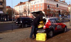 Rozdaliśmy wczoraj 300 pączków. Elblążanie zaskoczeni i zadowoleni