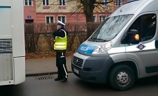 Miał wieźć dzieci na wycieczkę, ale był nietrzeźwy